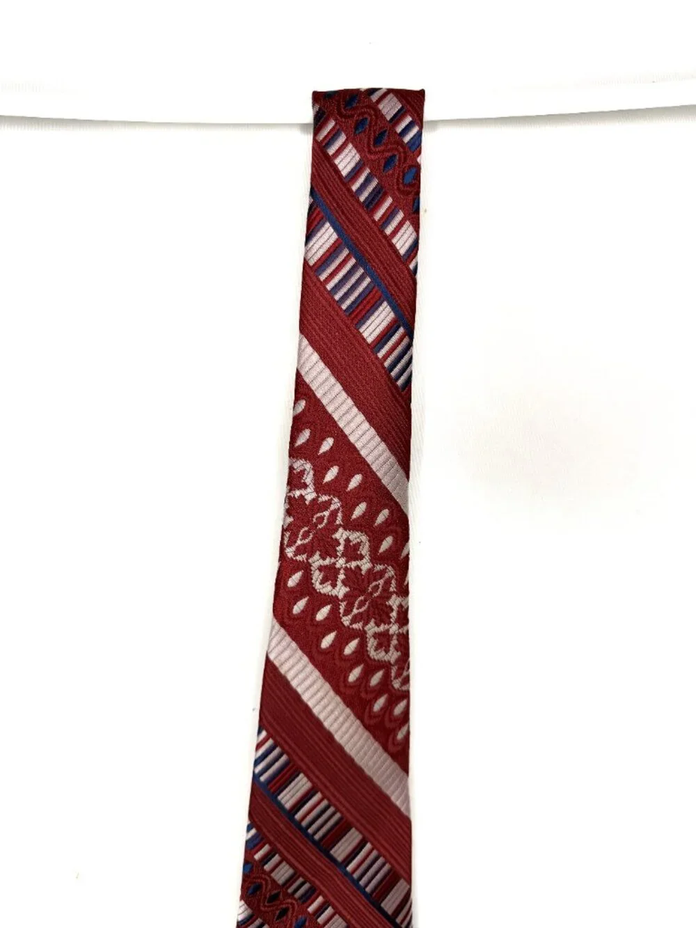 Vintage Armando Collection 1970’s Mens Neck Tie 4 ¼” Wide Red Blue Gray Necktie